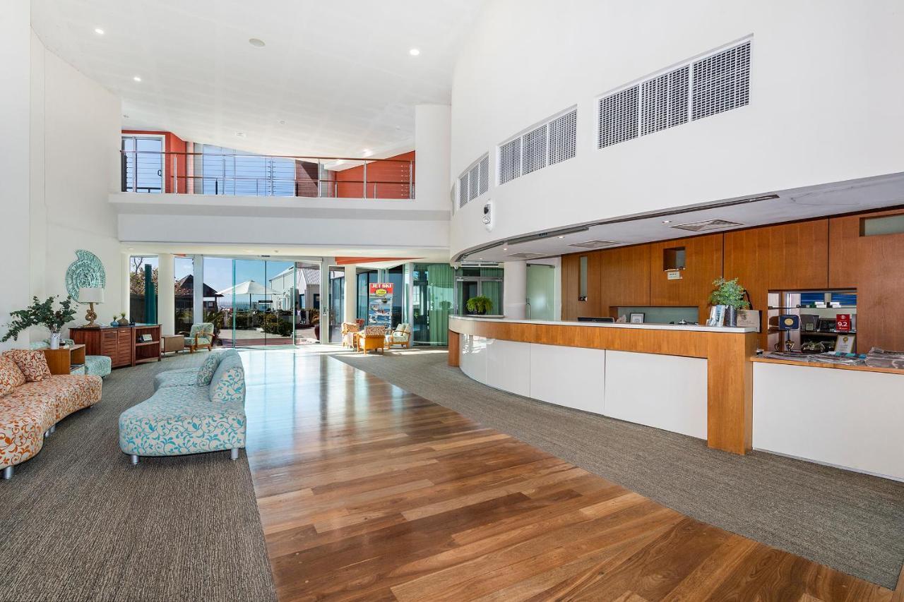 An Ocean,Beachfront And Pool View Apartment 210 Mandurah Exteriör bild