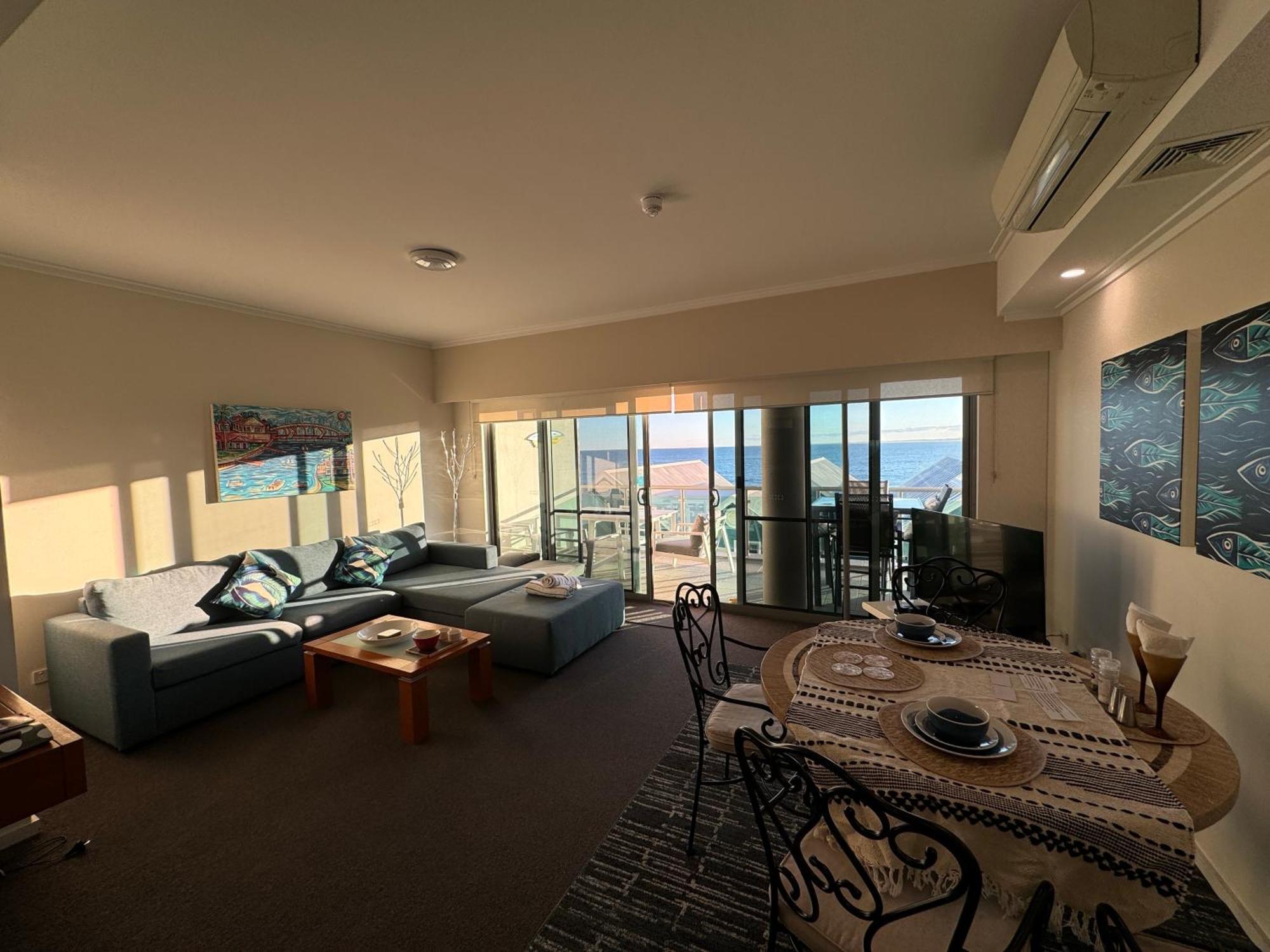 An Ocean,Beachfront And Pool View Apartment 210 Mandurah Exteriör bild