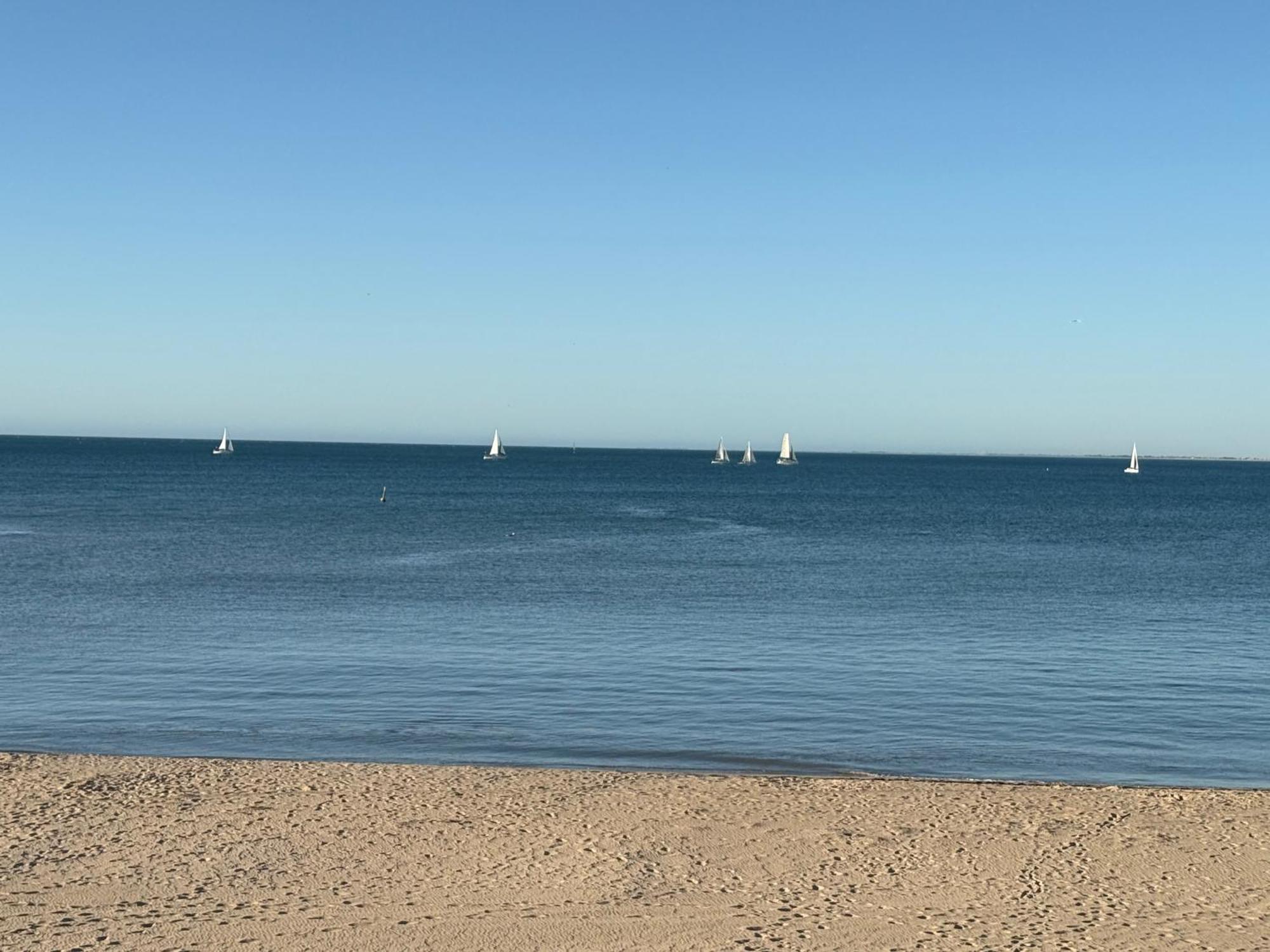 An Ocean,Beachfront And Pool View Apartment 210 Mandurah Exteriör bild